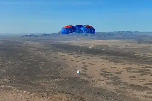 New Shepardカプセルのパラシュート降下